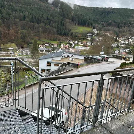 Schwarzwald Maedl * Bad Wildbad