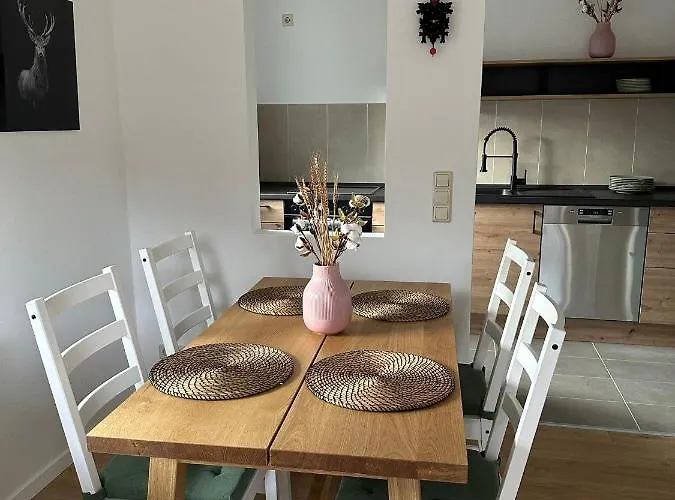 Schwarzwald Maedl * Bad Wildbad