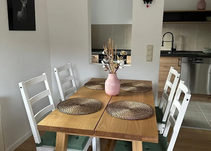 Schwarzwald Maedl * Bad Wildbad